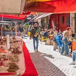 Quarto em Acomodações Particulares Au Coeur De La Vieille Ville, Privee Independante Sommières