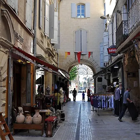 Au Coeur De La Vieille Ville, Privée Indépendante Alloggio in famiglia *