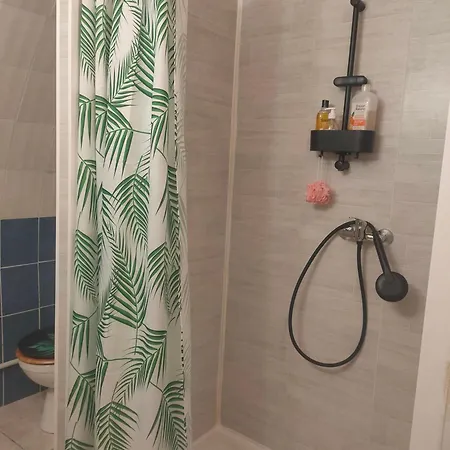 Au Coeur De La Vieille Ville, Privee Independante Privatunterkunft *